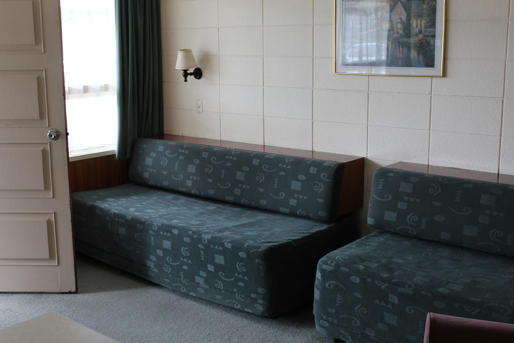 Pineland Motor Lodge Роторуа Экстерьер фото