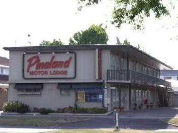 Pineland Motor Lodge Роторуа Экстерьер фото