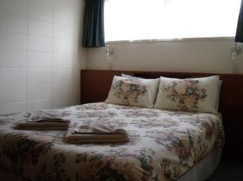 Pineland Motor Lodge Роторуа Экстерьер фото